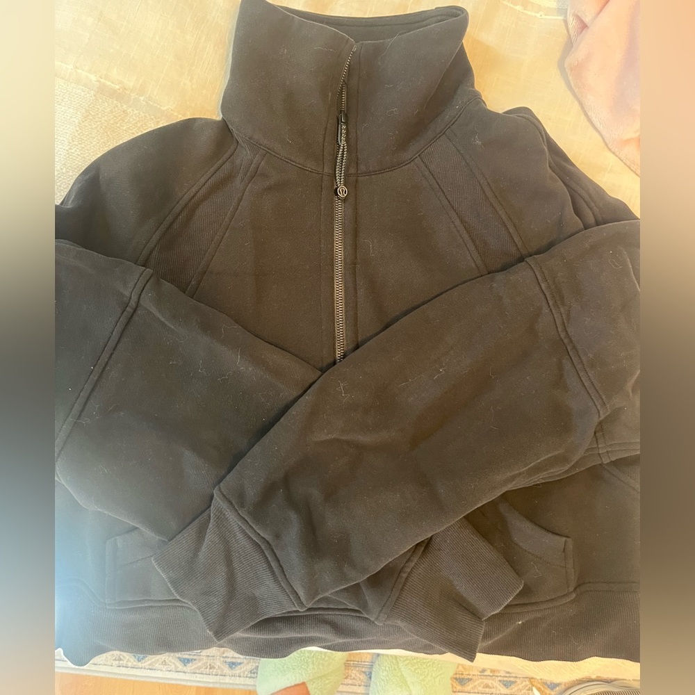 Lululemon sweater
